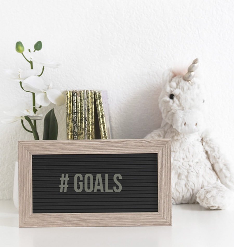 Are you ready to set some goals and achieve your dreams? This post will teach you how to write goals to live your best possible life! #goals #goalsetting #smartgoals